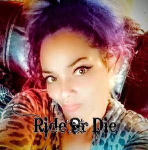 Meet your Posher, Valorie